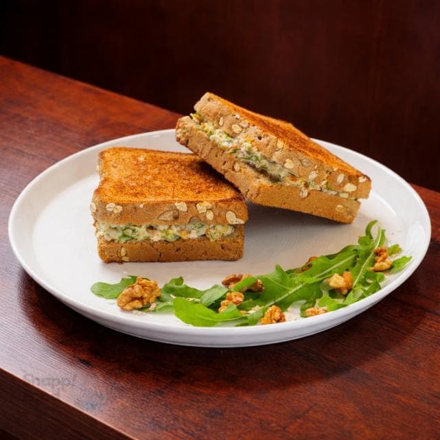 🥪 تست رژیمی پرو پروتئین (Pro Protein Toast)